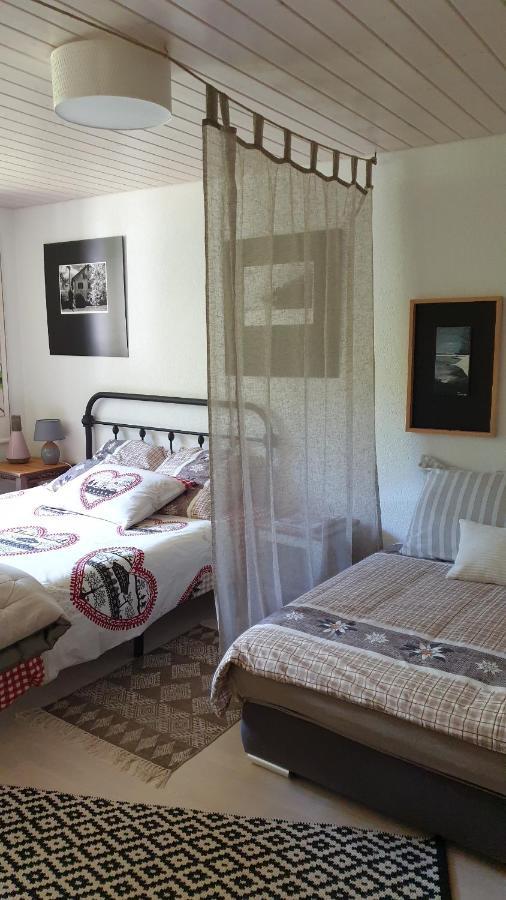 Agreable Chambre D'Hotes, Au Calme, Dans La Nature Roches Экстерьер фото
